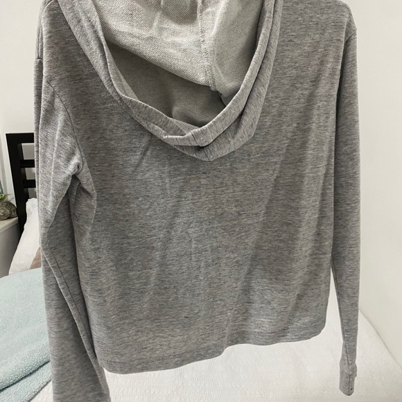 Garage sweater - Picture 6 of 7